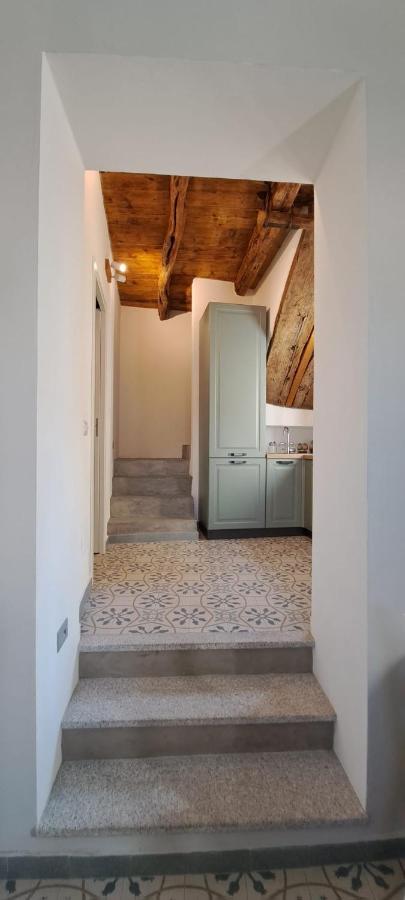 Villasimius: tra mare e vita notturna. Esterno foto